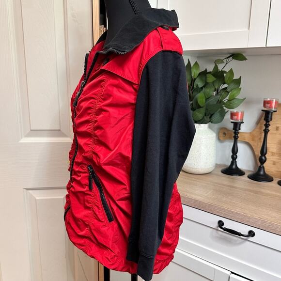 Zenergy By Chico’s Women’s Sz 1 US 8 M 3/4 Sleeve Full Zip Jacket Pockets Casual - Picture 3 of 11